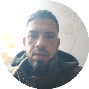 بروفايل كريم الحسينى