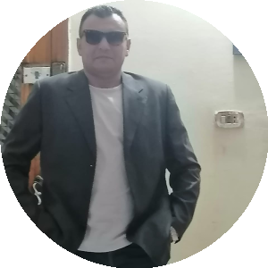 بروفايل هشام صالح